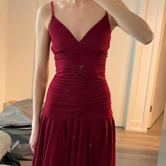 Red dress fits size XXS-XS - Picture 3 of 3